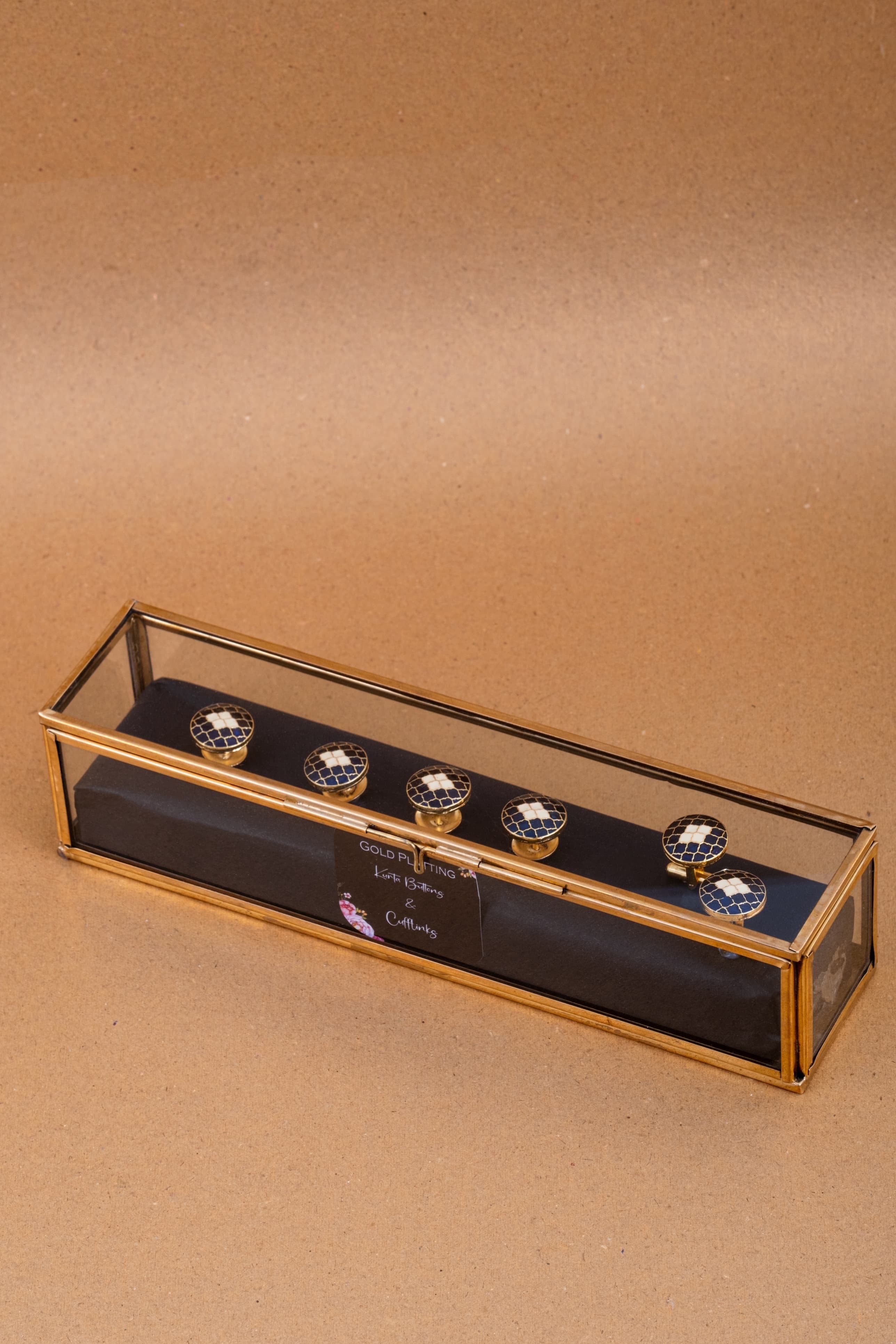 Kurta buttons