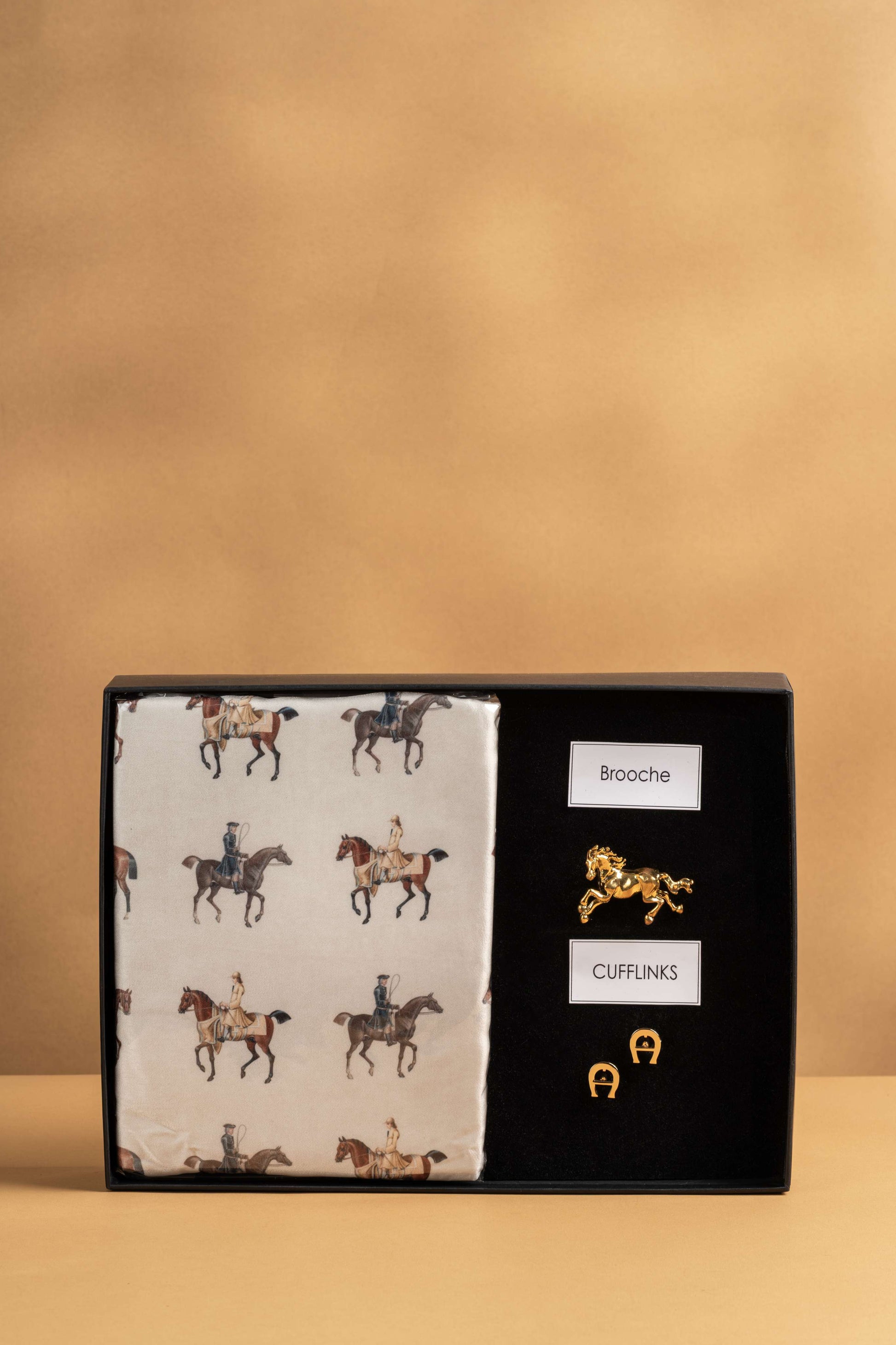 Golden Mane ( Horse Set )