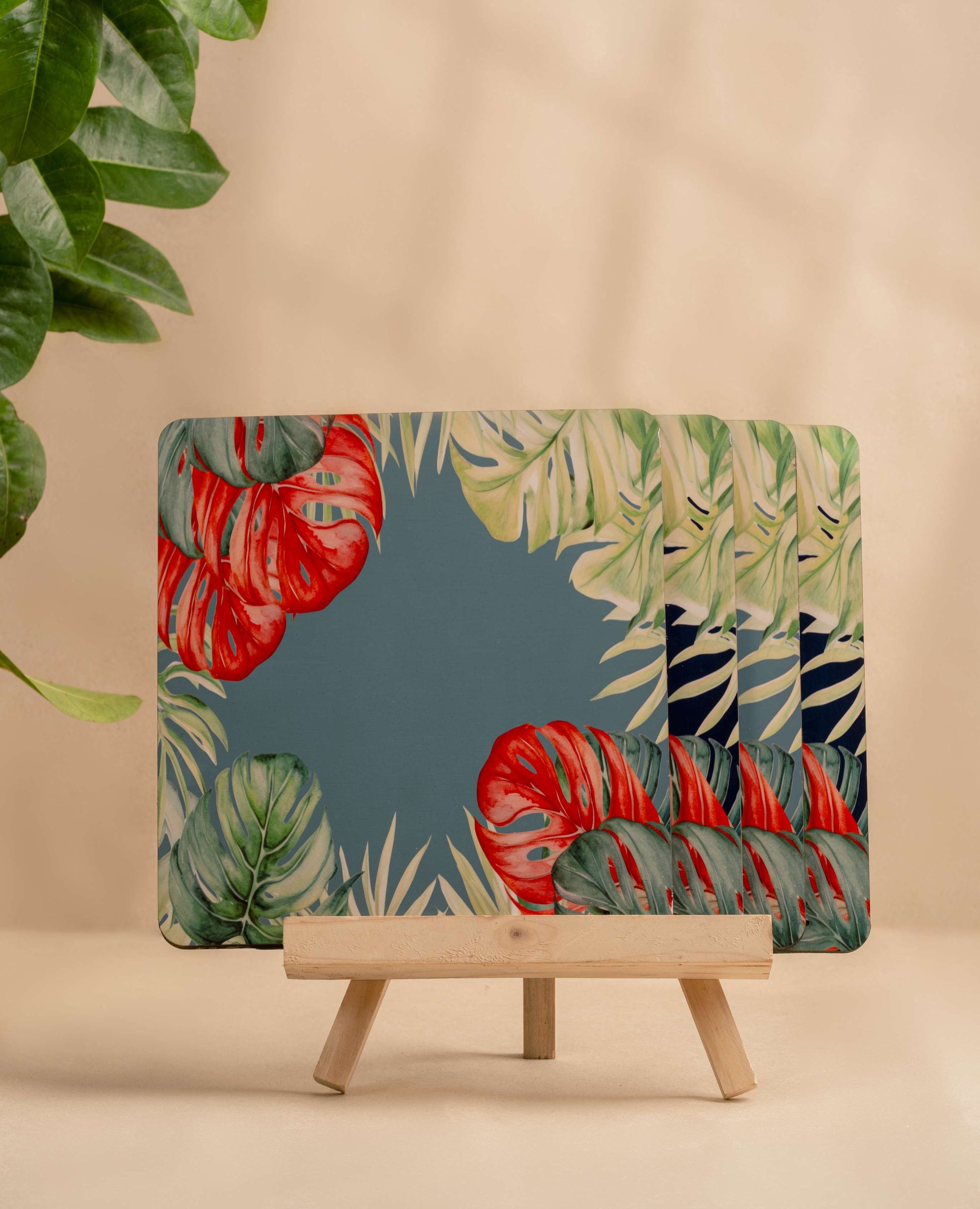 Palm Frame - Table Couture