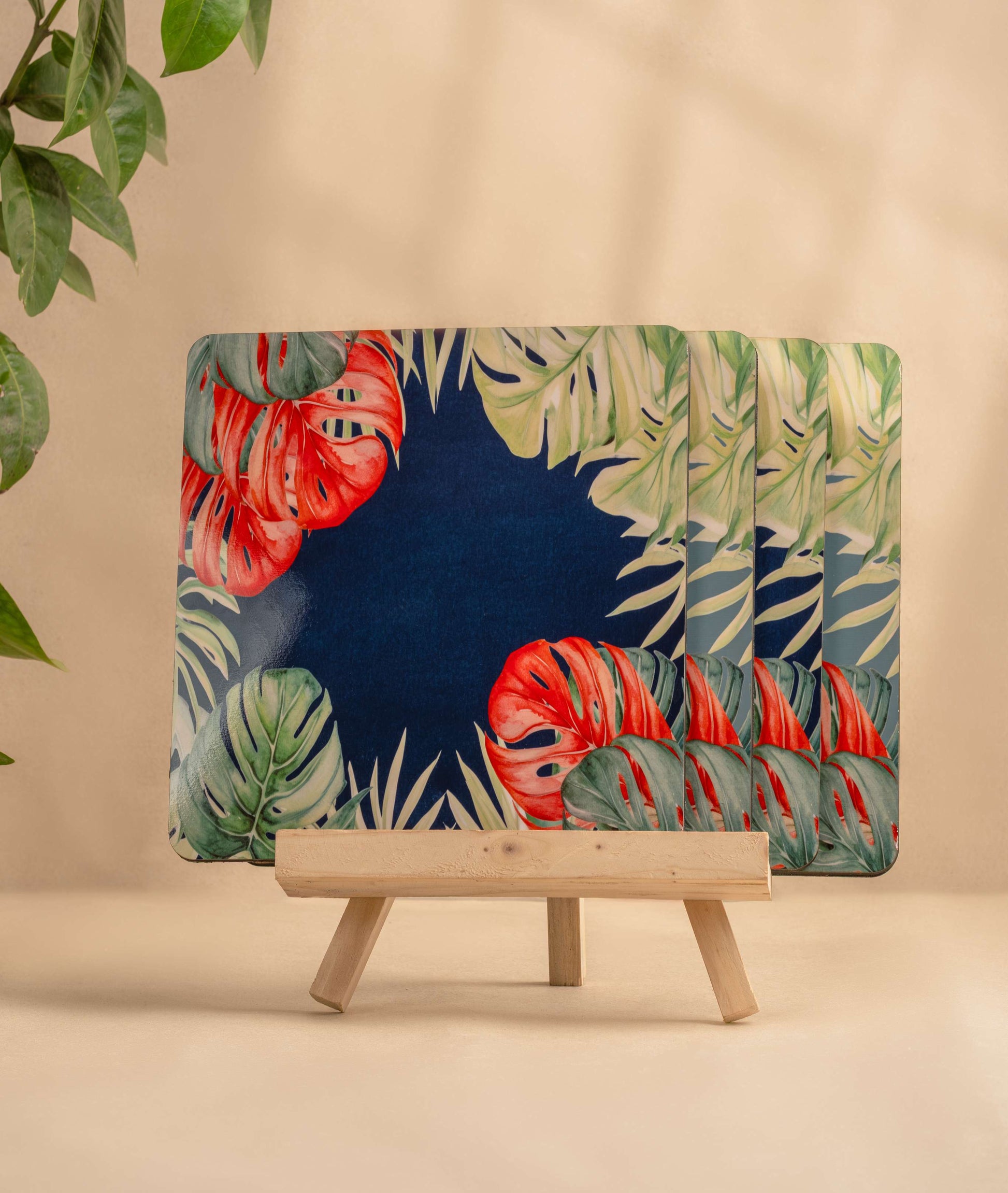 Palm Frame - Table Couture