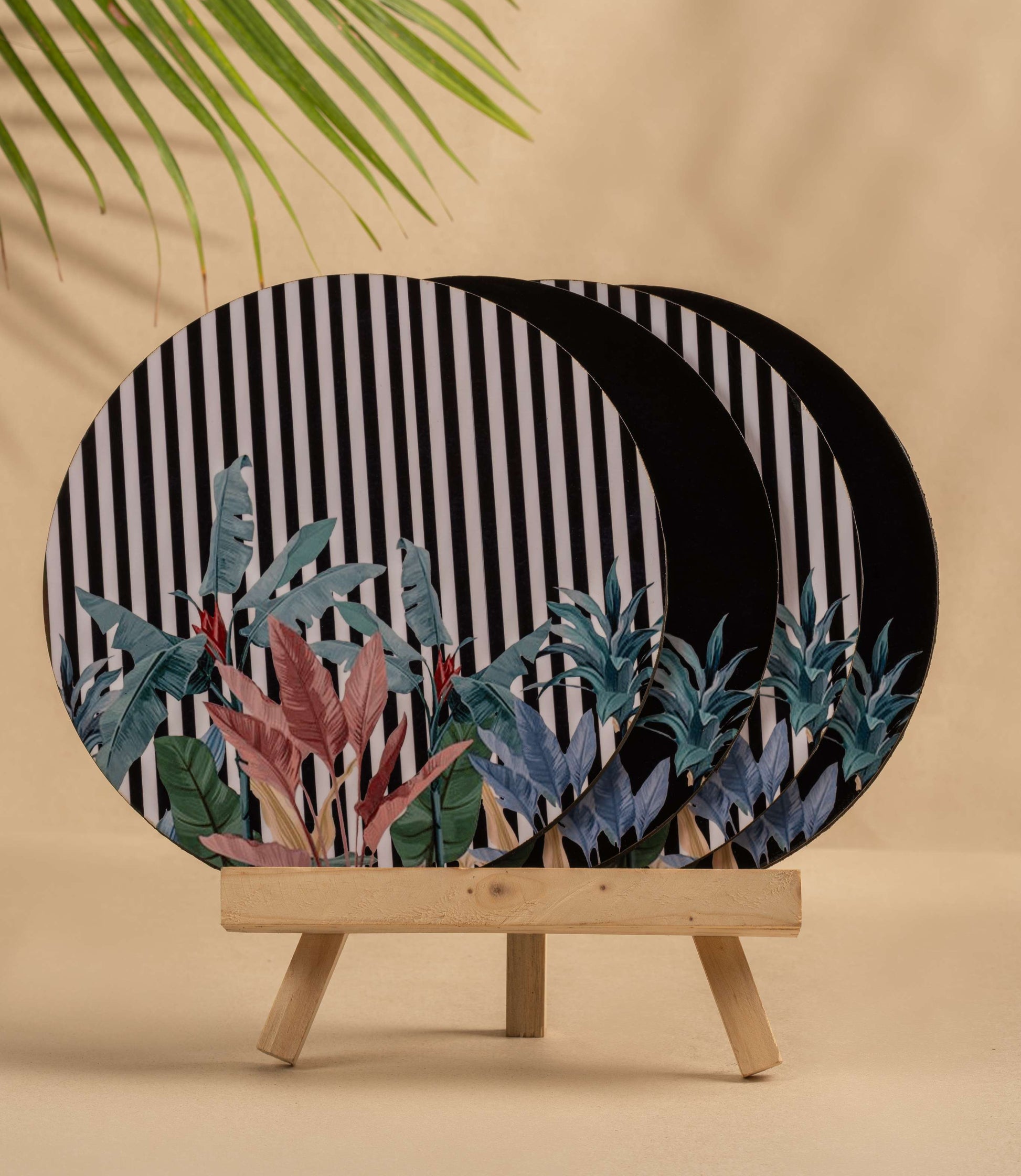 Stripe Bloom - Table Couture