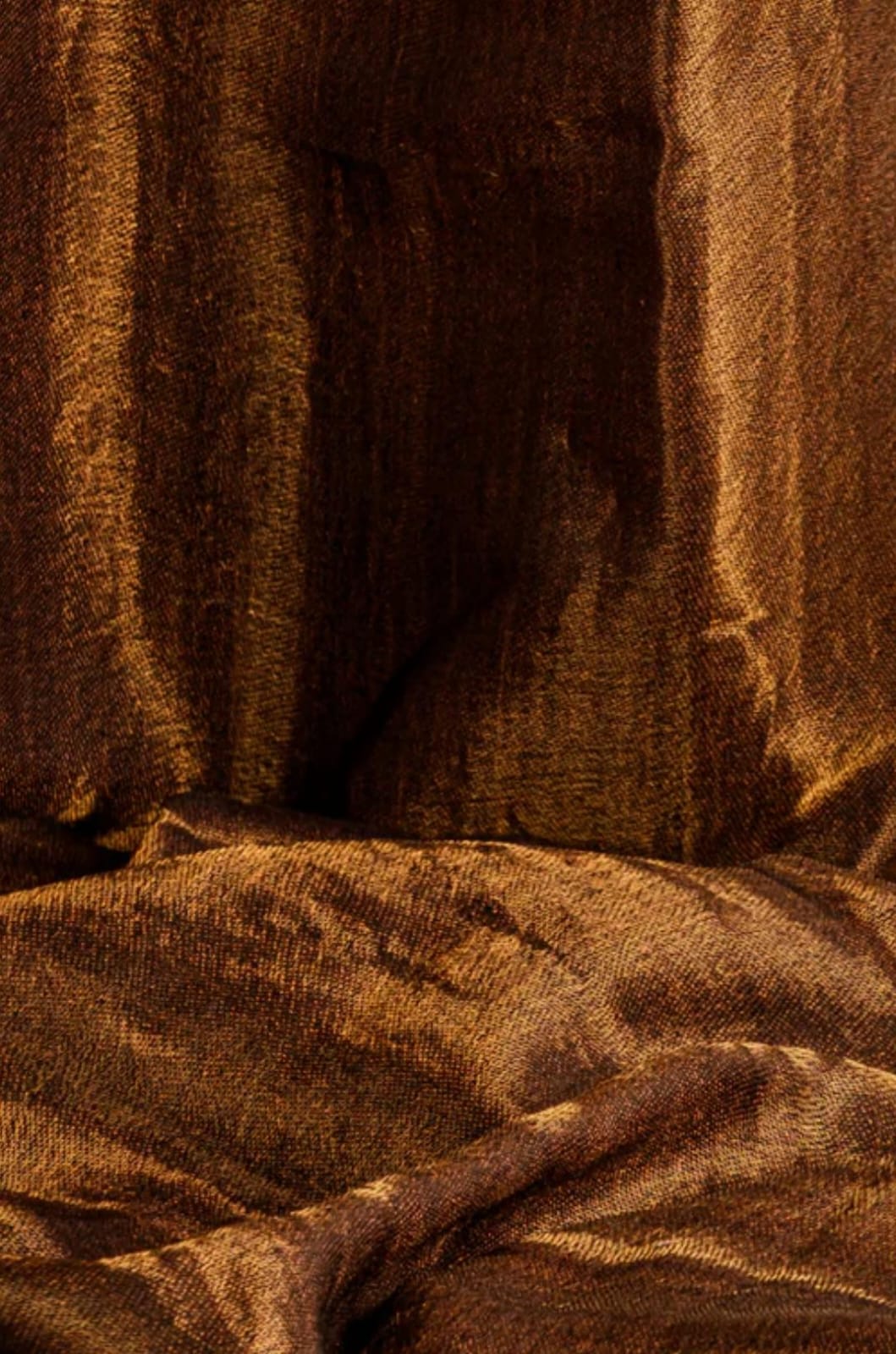 Tissue Stole - Black & Golden